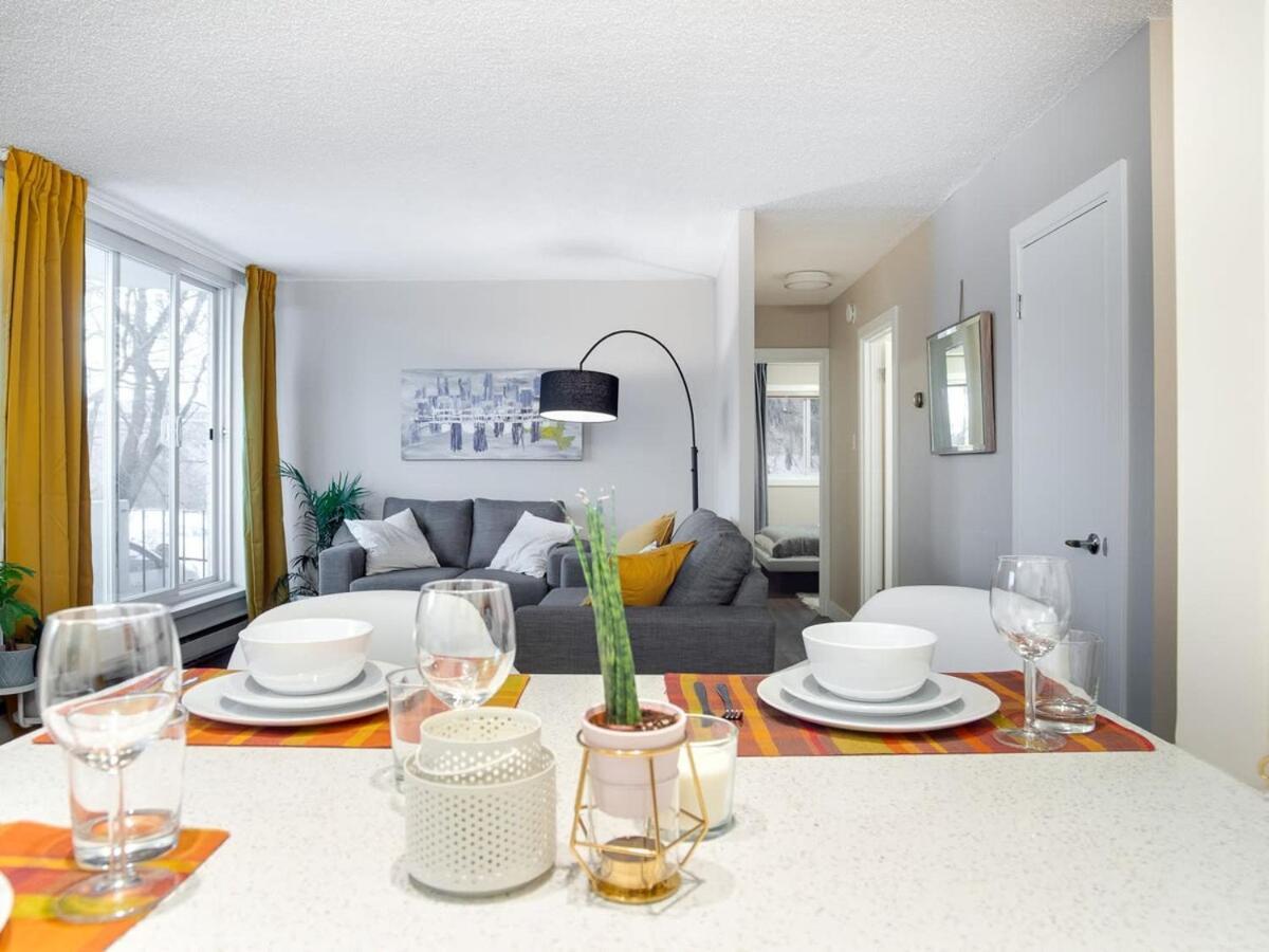 Gorgeous 2Br Condo W Parking Patio Coffee! Калгари Экстерьер фото
